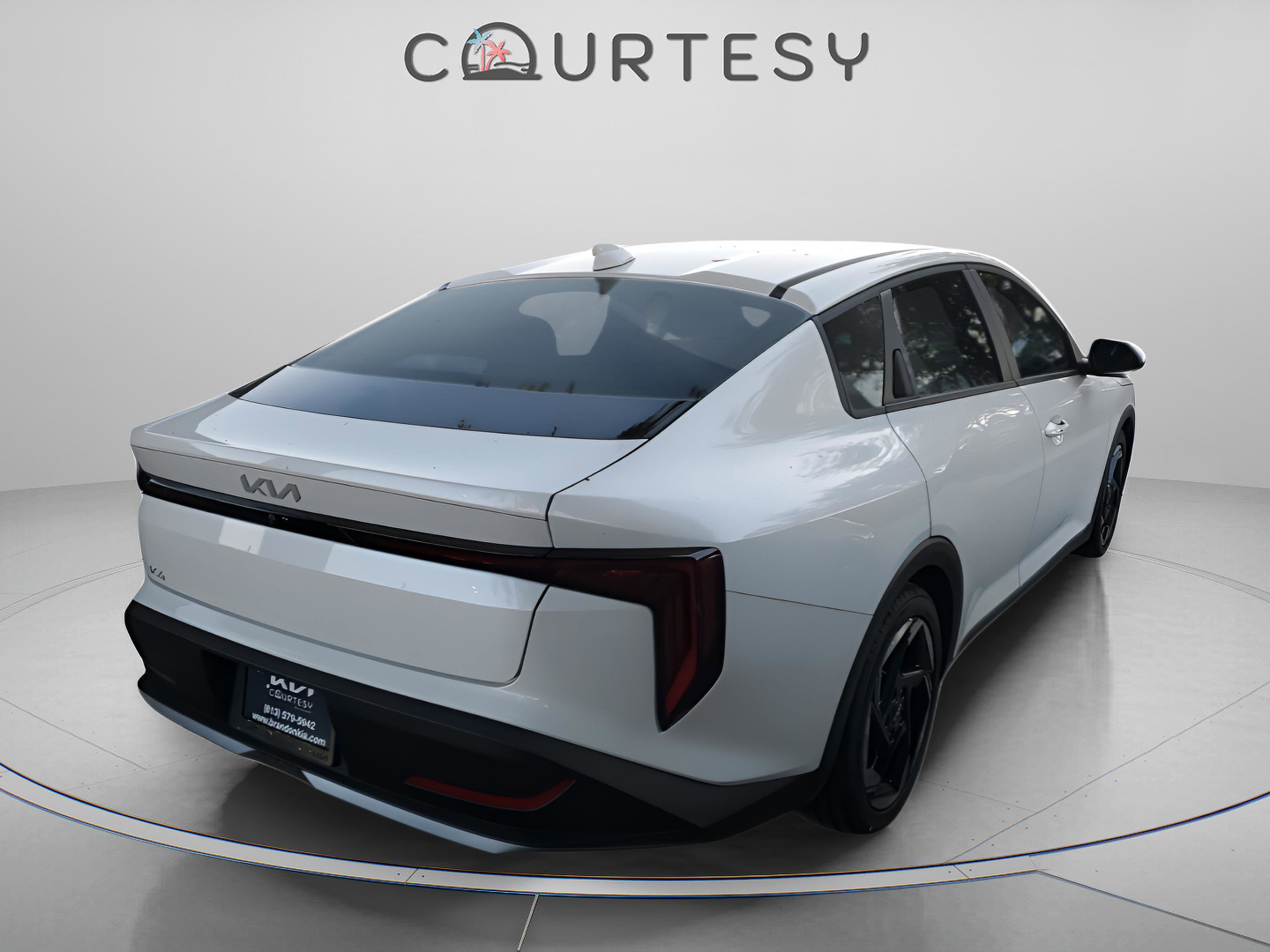 New 2025 Kia K4 EX image 4