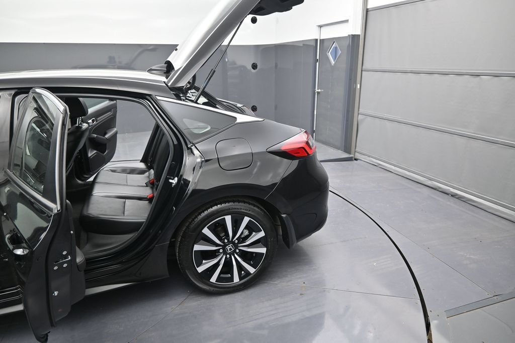 Used 2024 Honda Civic EX-L image 12