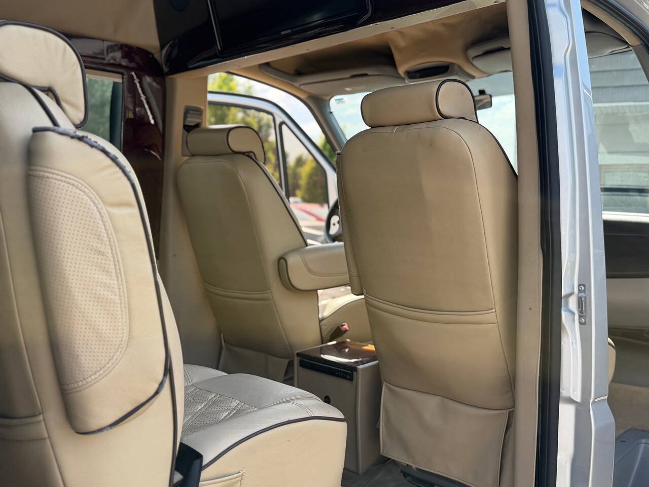 Used 2013 Mercedes-Benz Sprinter 2500 w/ Mobility Prep Pkg image 34