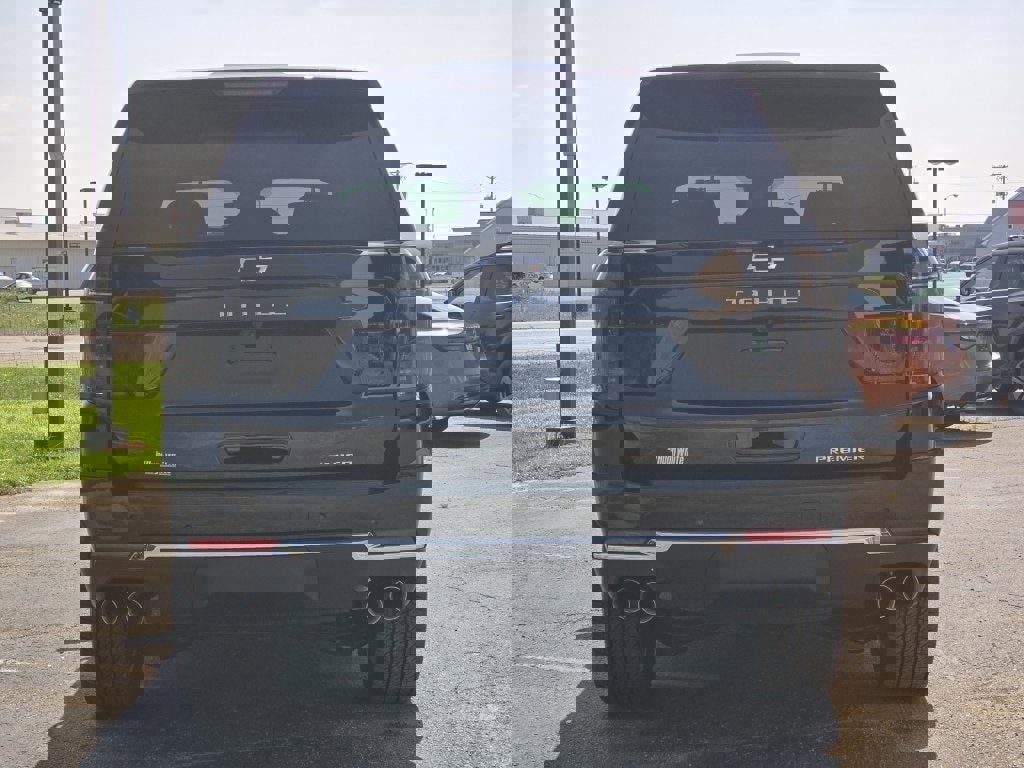 New 2025 Chevrolet Tahoe Premier w/ Sun And Tow Package image 11