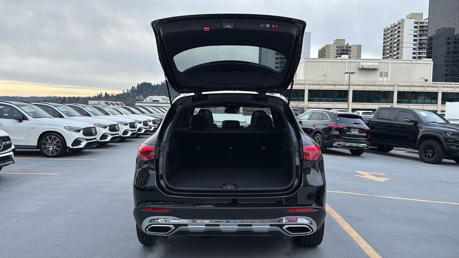 New 2026 Mercedes-Benz GLC 300 4MATIC image 8