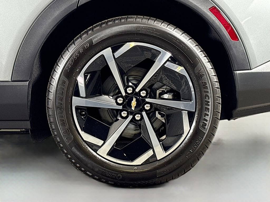 New 2026 Chevrolet Equinox EV LT w/ Comfort Package image 30