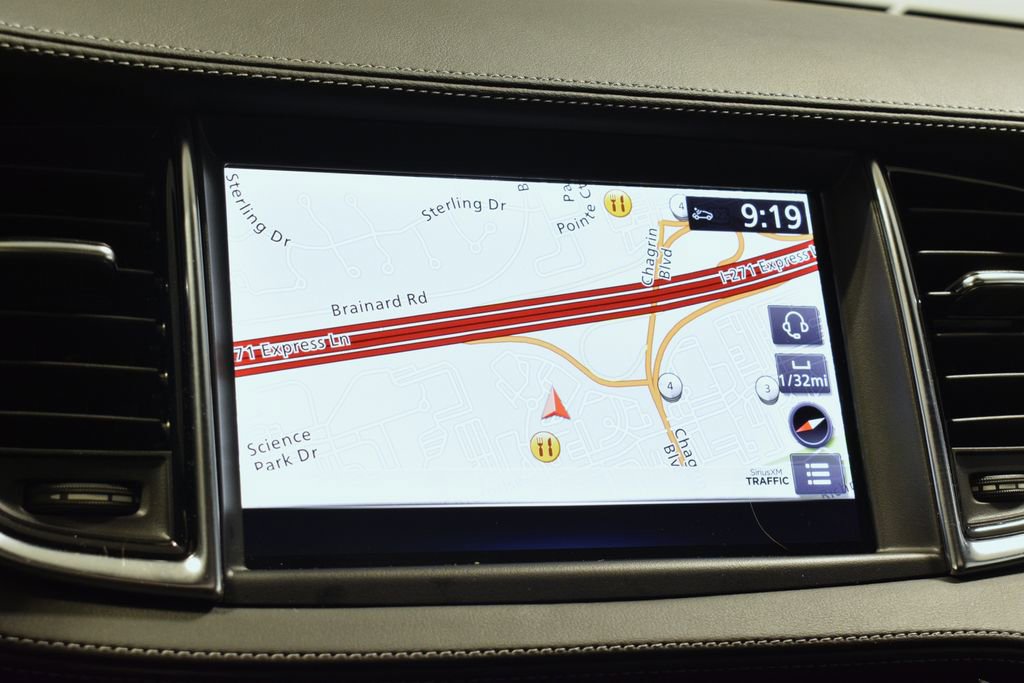 Certified 2025 INFINITI QX55 Essential image 5