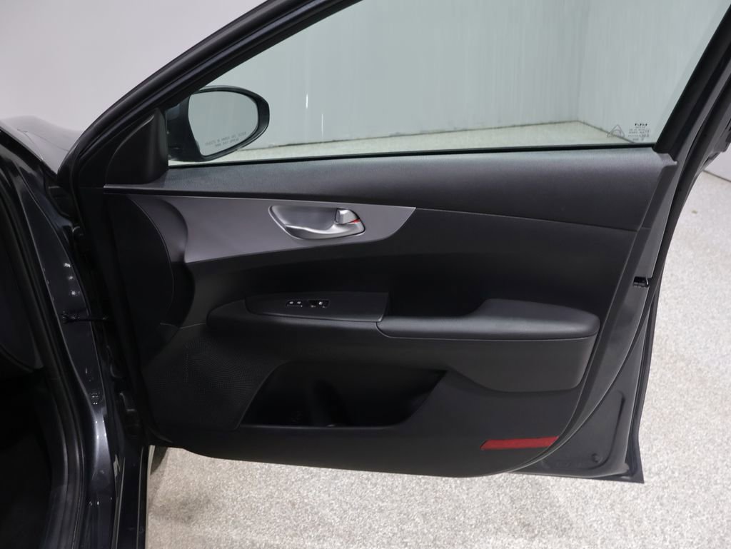 Used 2024 Kia Forte LXS image 23