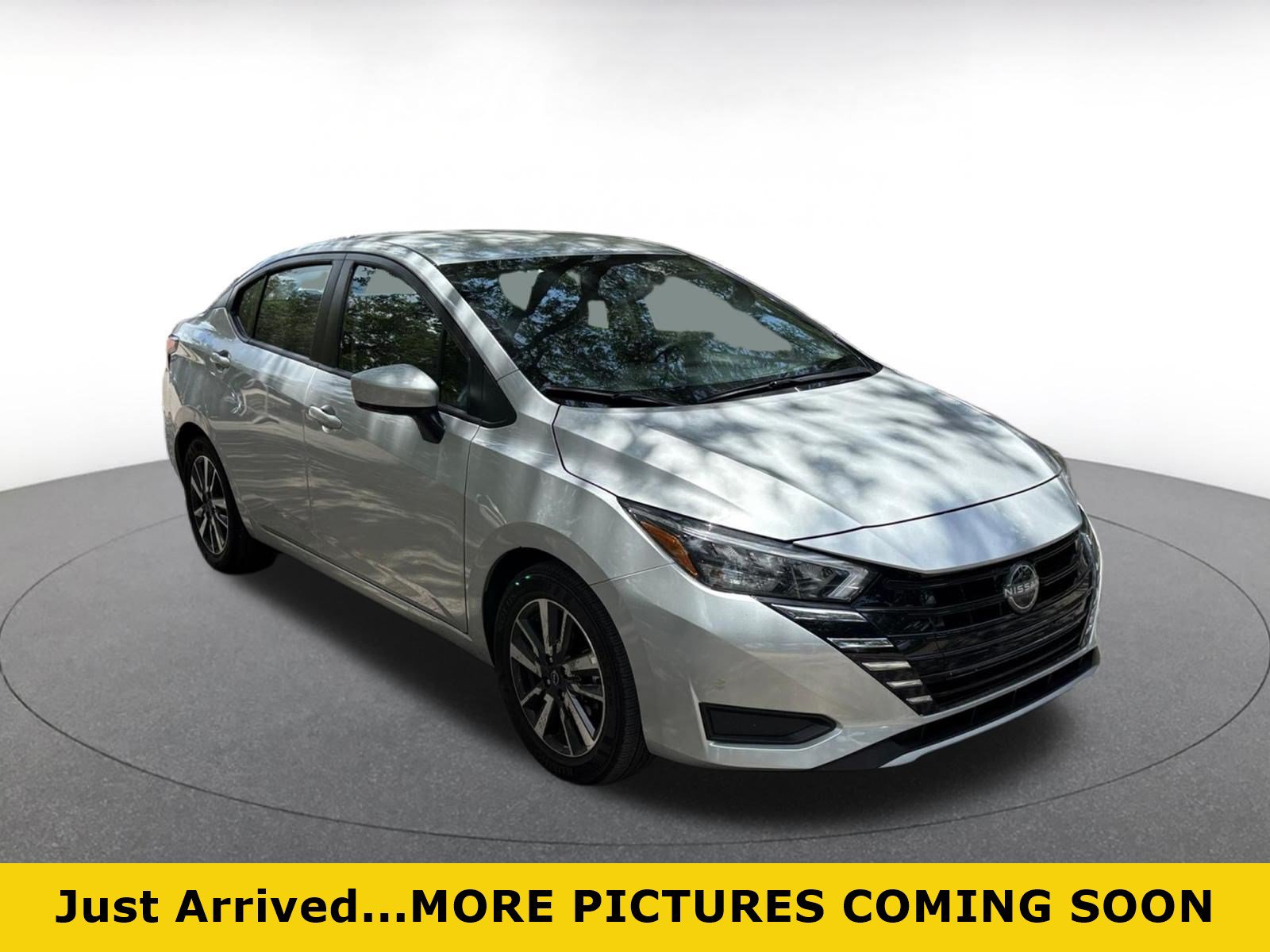 Used 2025 Nissan Versa SV FWD video 1