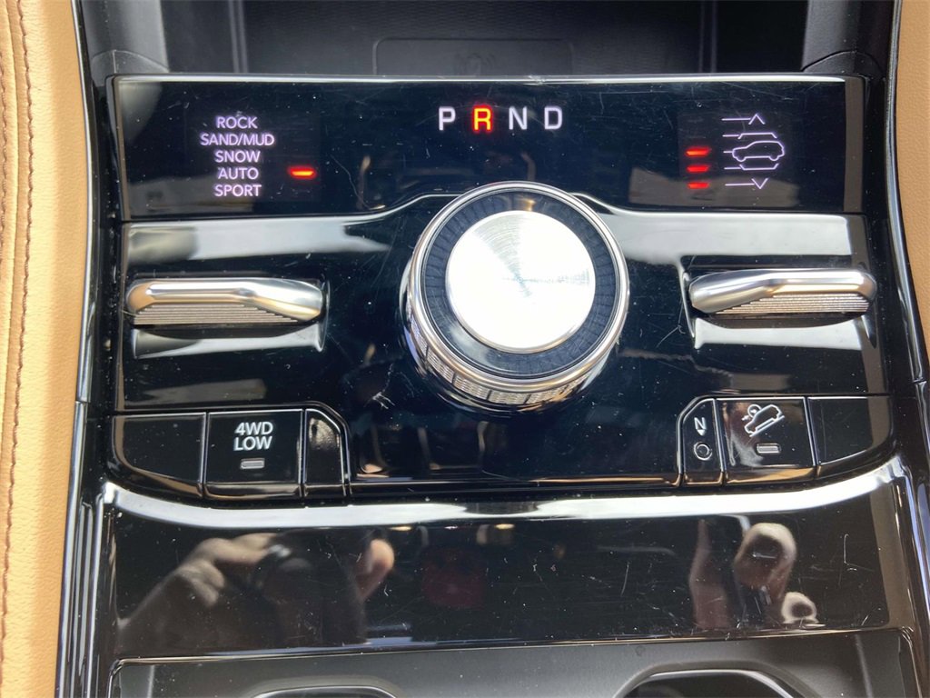 Used 2023 Jeep Grand Cherokee Summit image 27