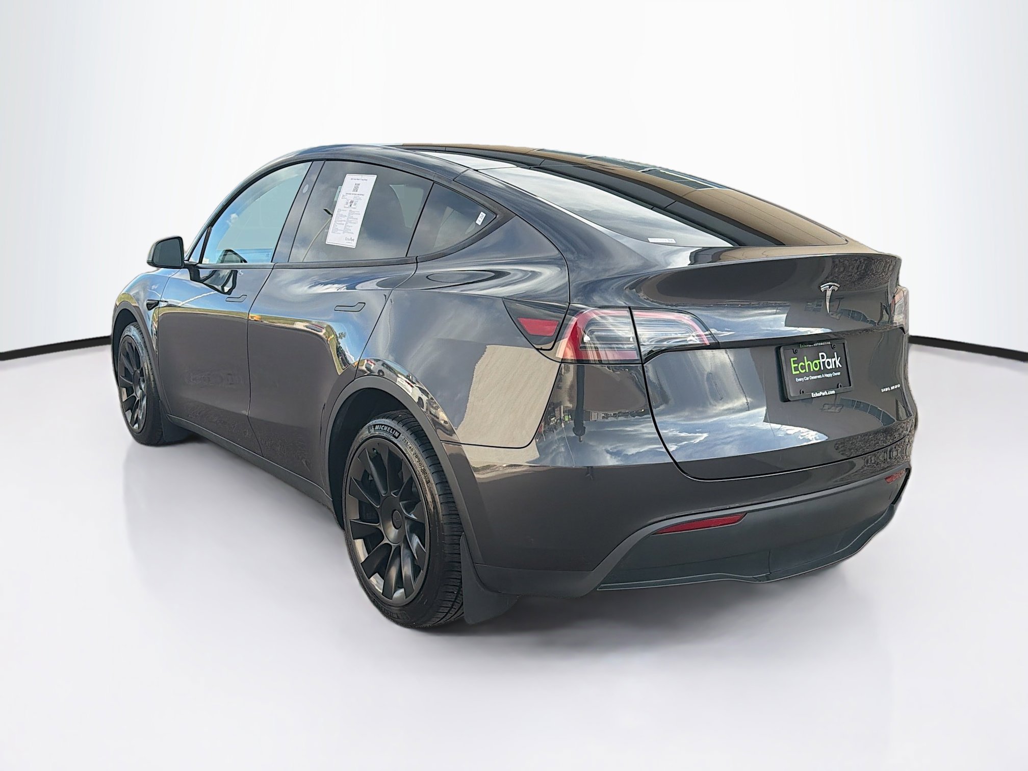 Used 2024 Tesla Model Y Long Range image 5