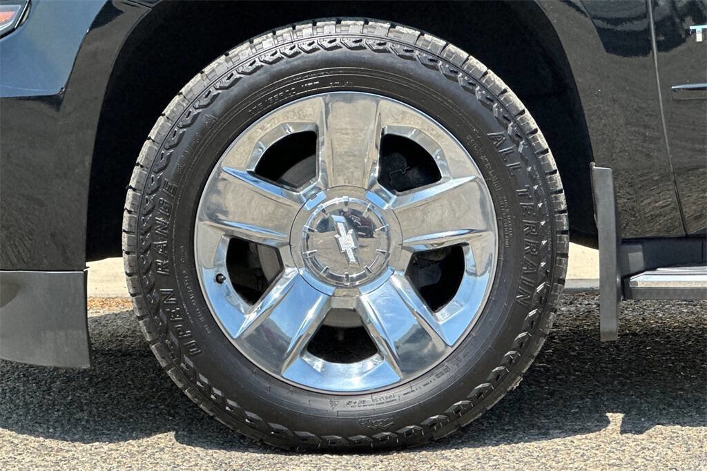 Used 2020 Chevrolet Tahoe Premier w/ Premier 6.2L Value Package image 28