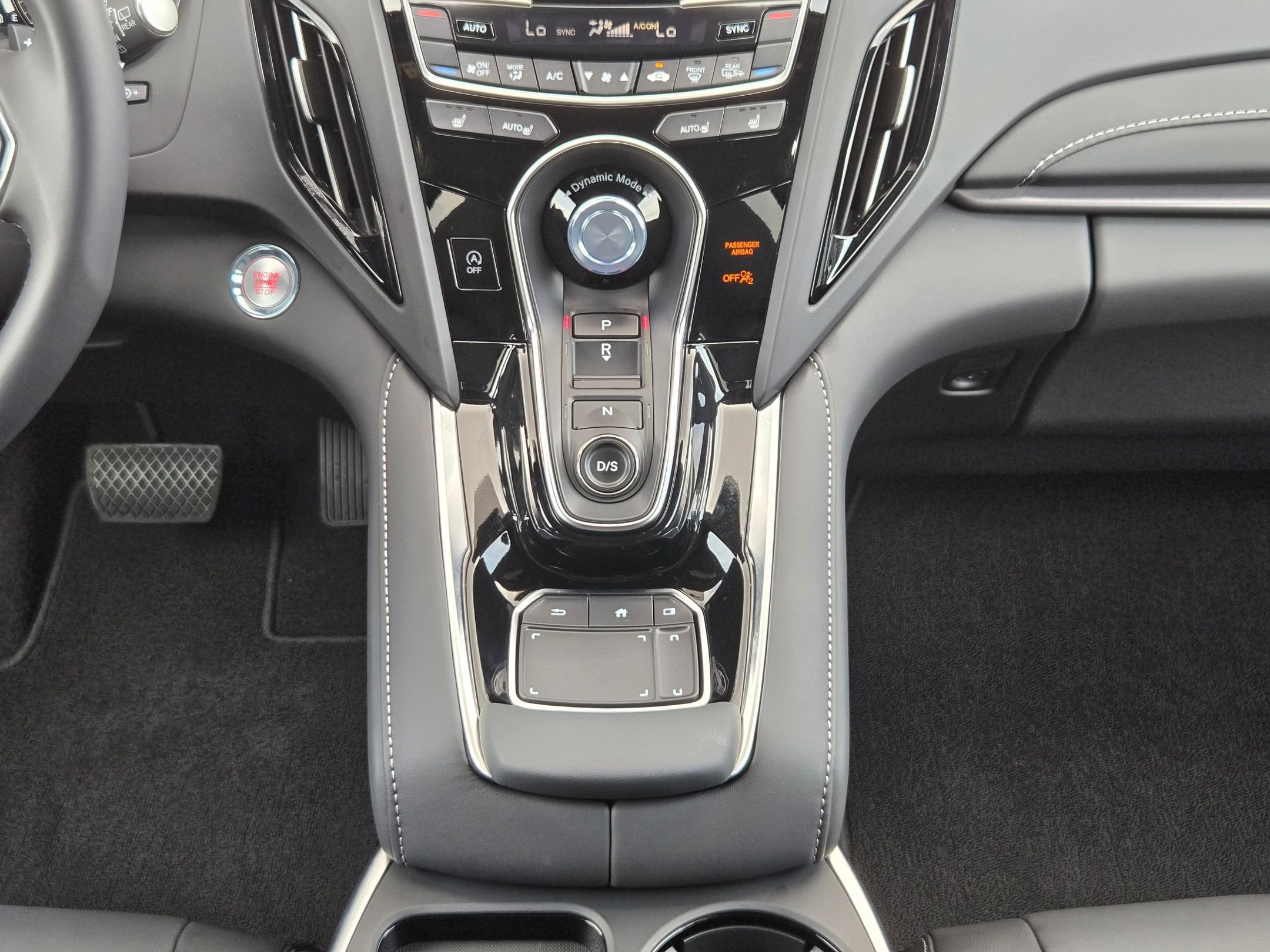 Used 2025 Acura RDX SH-AWD image 19