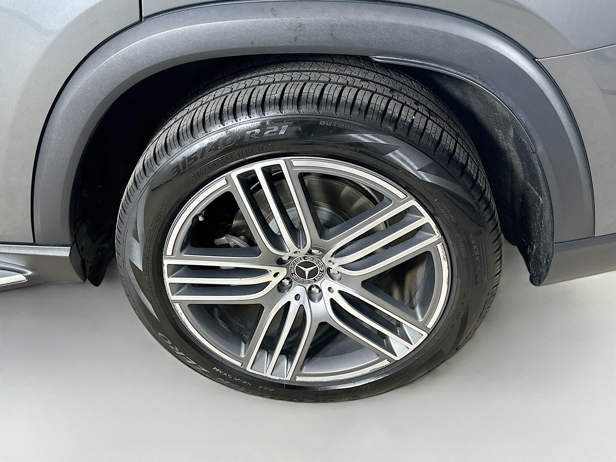 Certified 2023 Mercedes-Benz GLS 450 4MATIC image 40