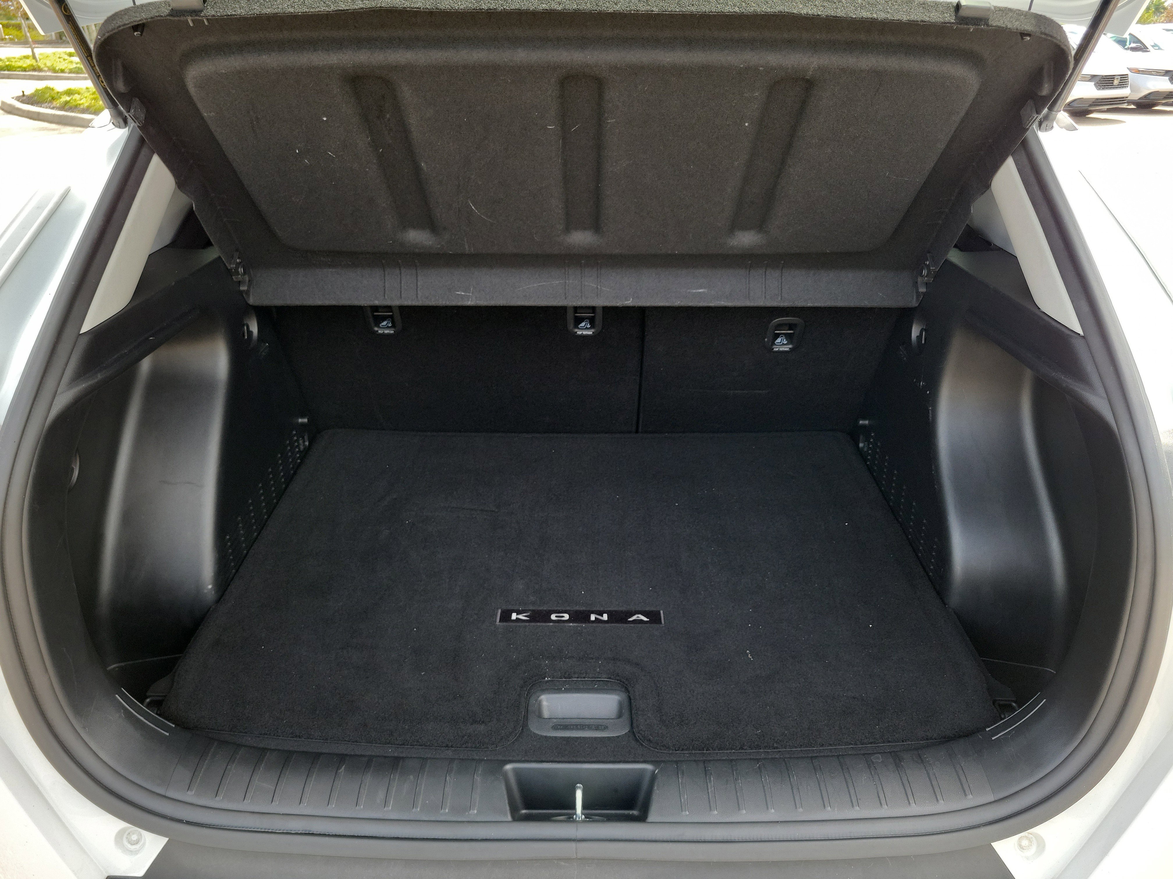 Used 2024 Hyundai Kona SEL image 11