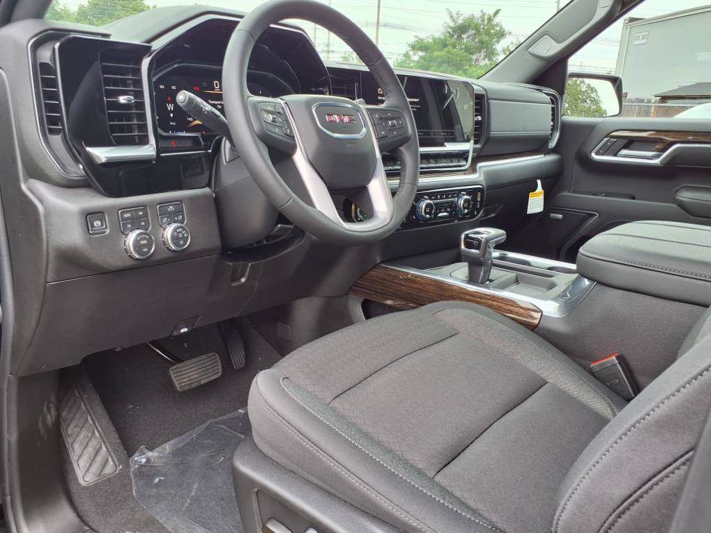 New 2026 GMC Sierra 1500 Elevation image 14