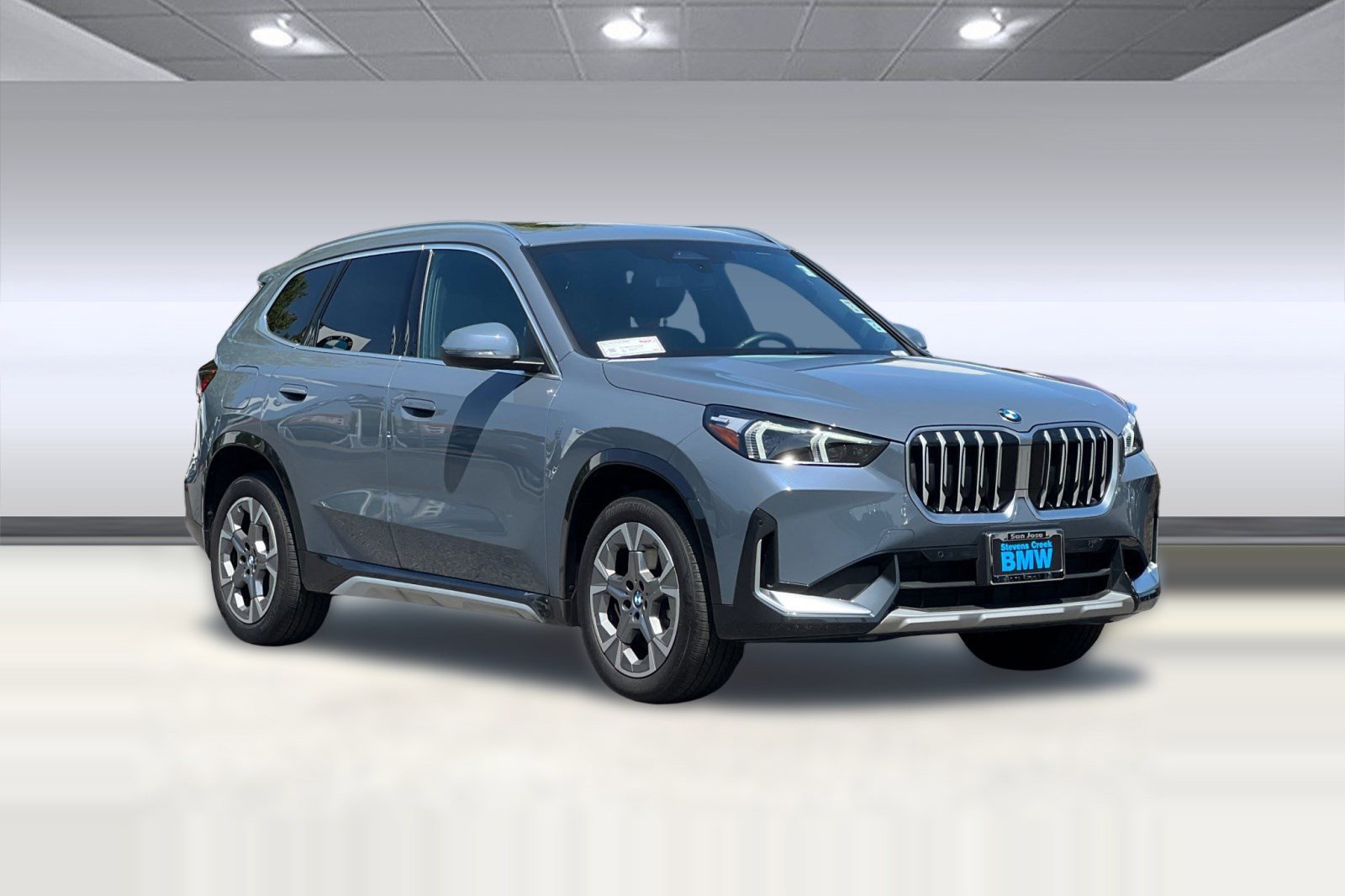 Used 2025 BMW X1 xDrive28i w/ Convenience Package AWD/4WD image 6