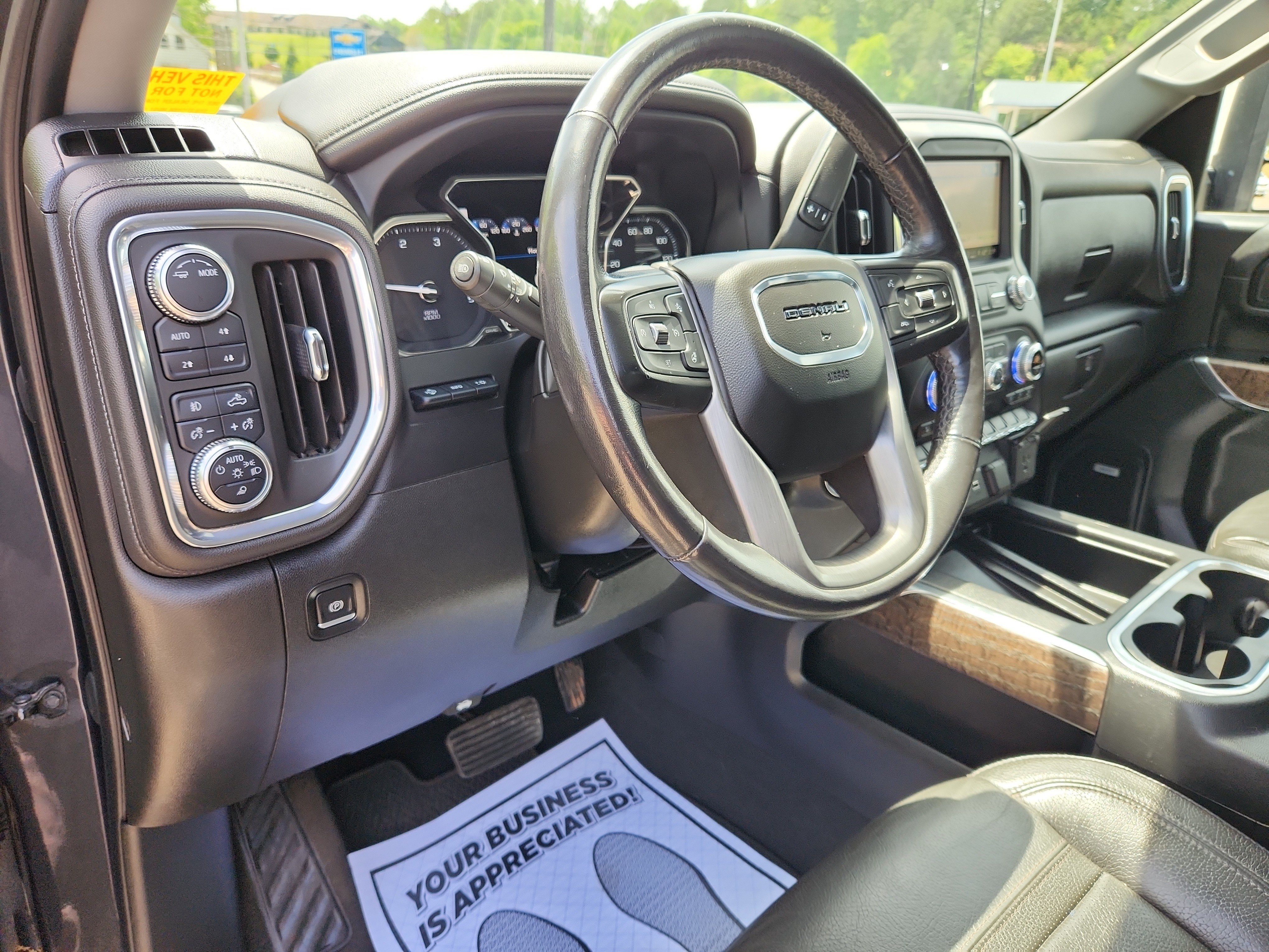 Used 2021 GMC Sierra 2500 Denali w/ Denali Ultimate Package AWD/4WD image 18