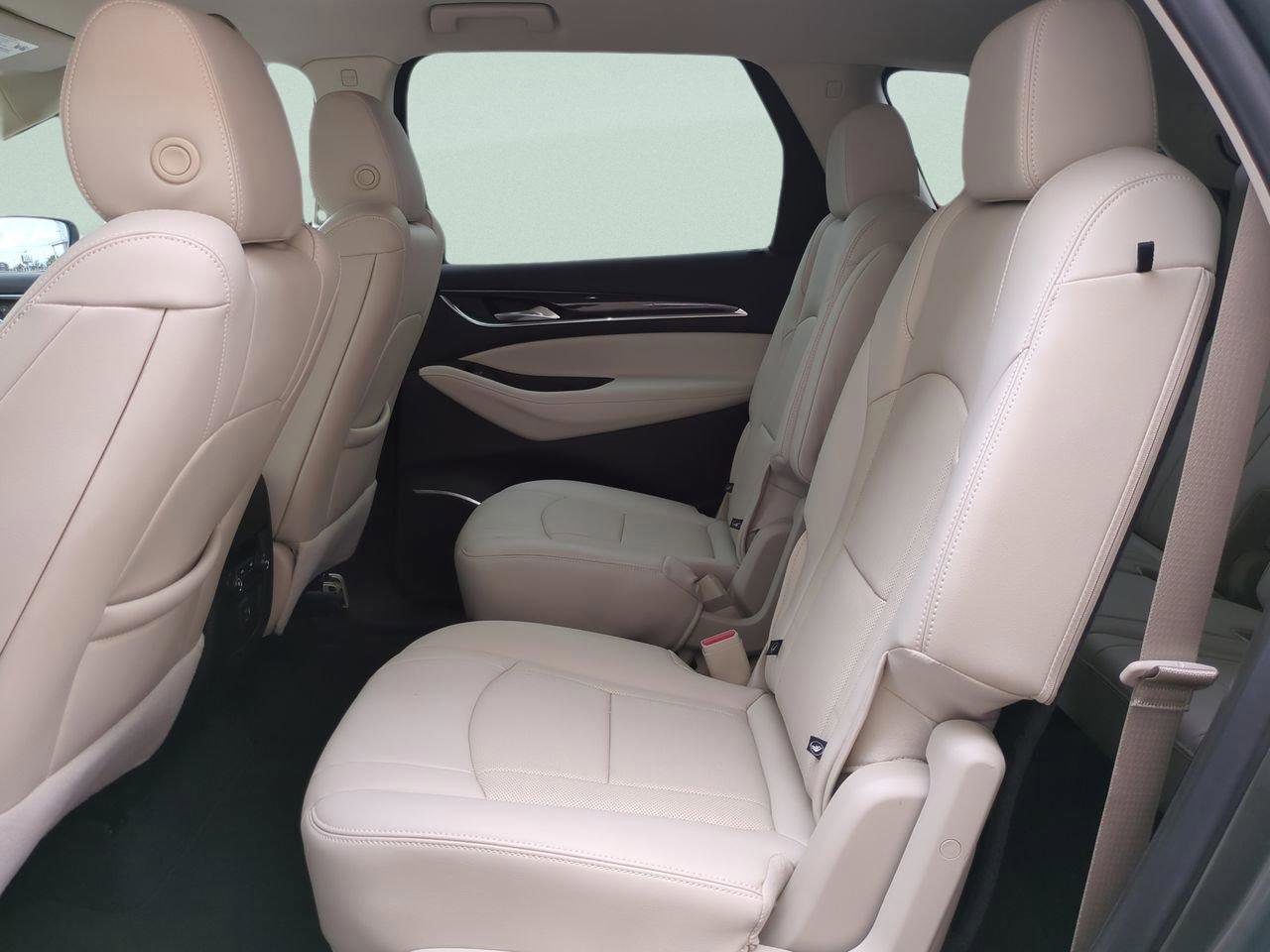 Used 2024 Buick Enclave Essence w/ Technology Package image 14