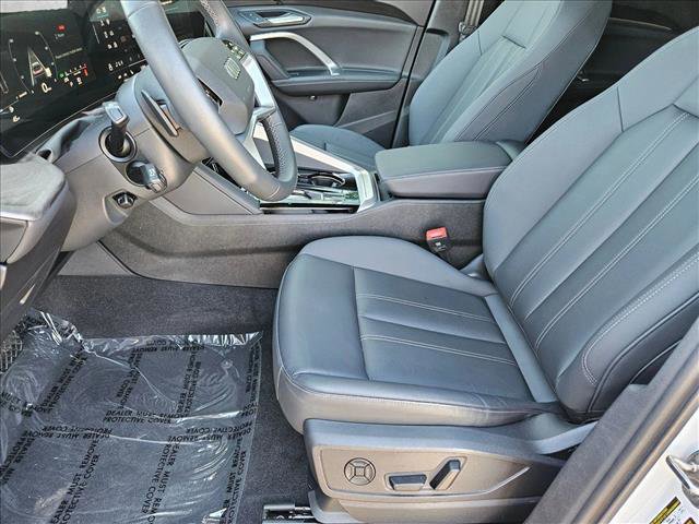 Certified 2025 Audi Q5 Premium w/ Convenience Package AWD/4WD image 21