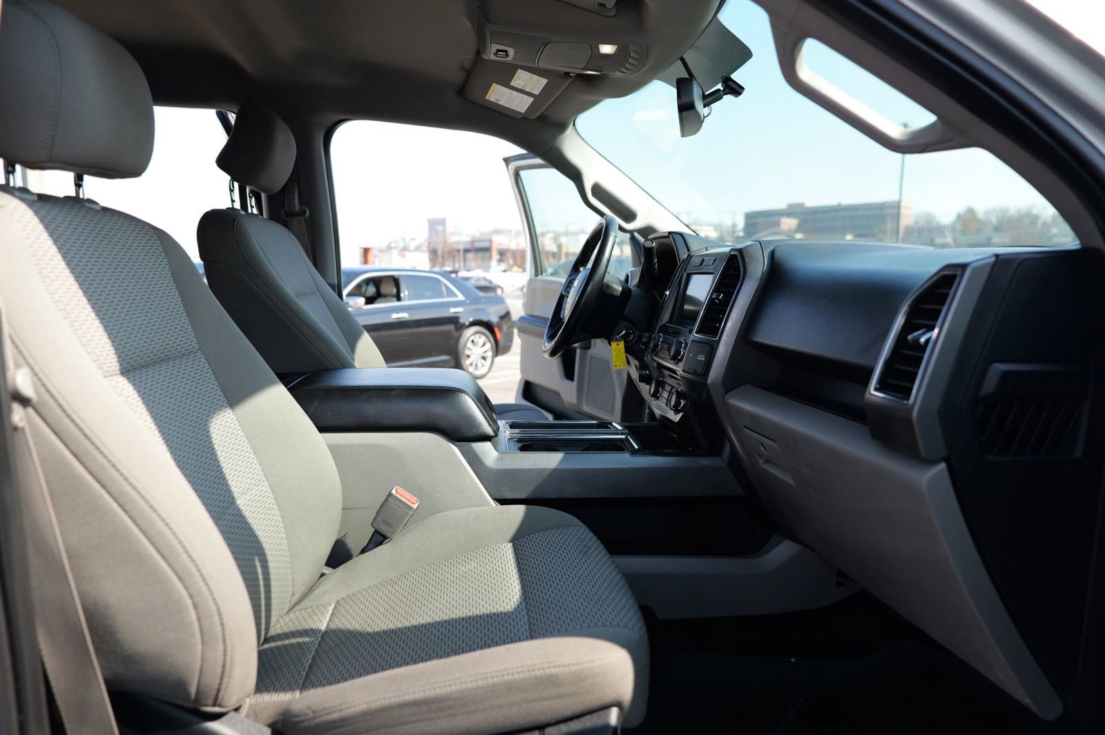 Used 2017 Ford F150 XLT w/ Equipment Group 302A Luxury image 26