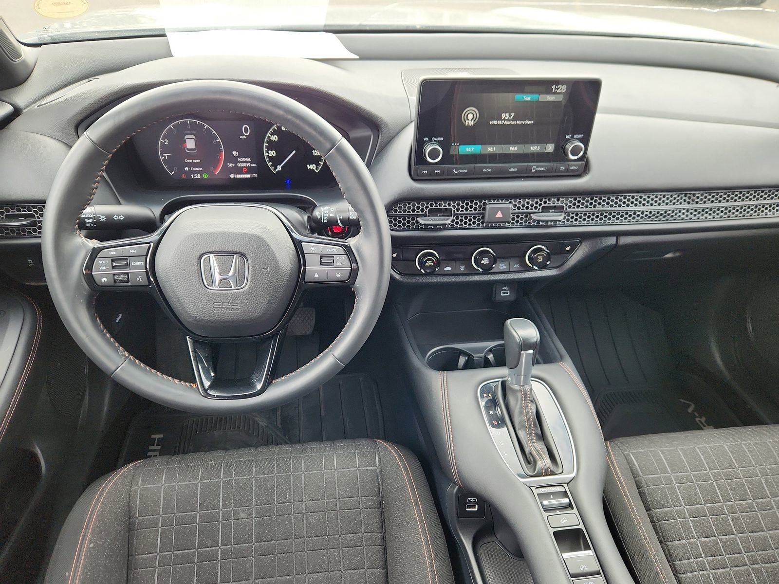 Used 2023 Honda HR-V Sport image 12