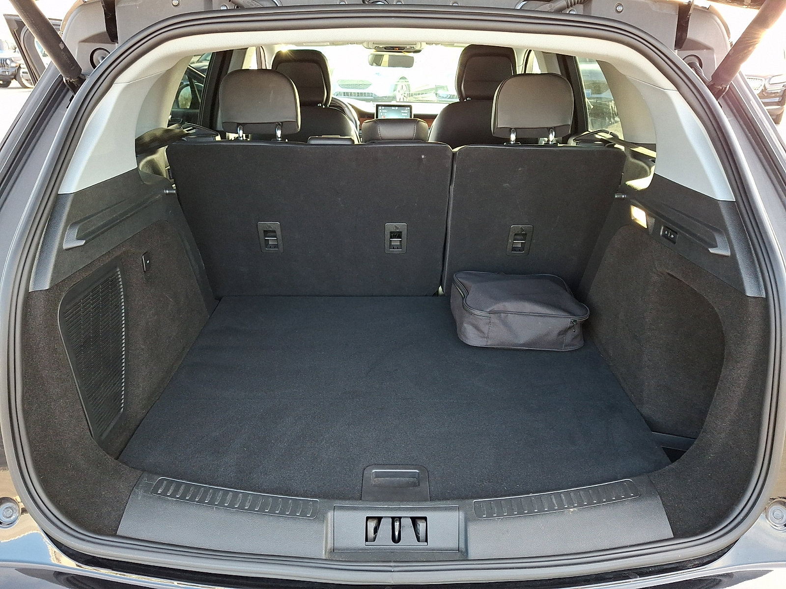 Certified 2022 Lincoln Corsair Grand Touring w/ Elements Technology Bundle image 29