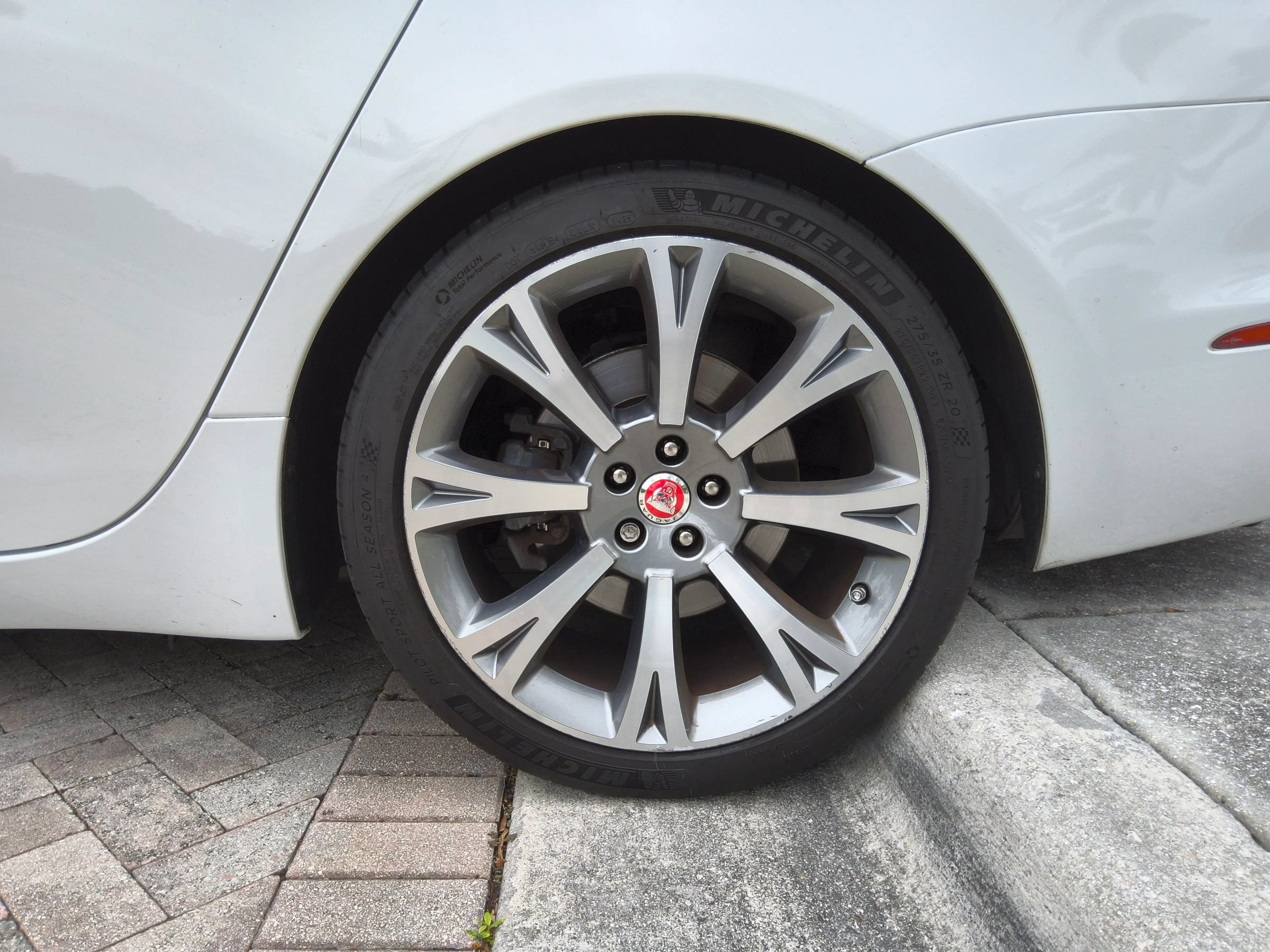 Used 2019 Jaguar XJ L Portfolio RWD image 50