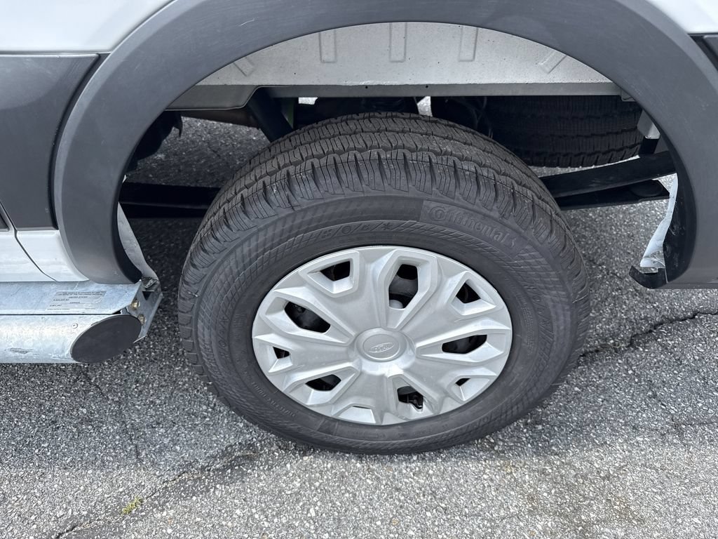 Used 2025 Ford Transit 250 Low Roof w/ Exterior Upgrade Package RWD image 18