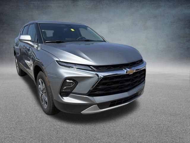 New 2026 Chevrolet Blazer LT FWD image 4