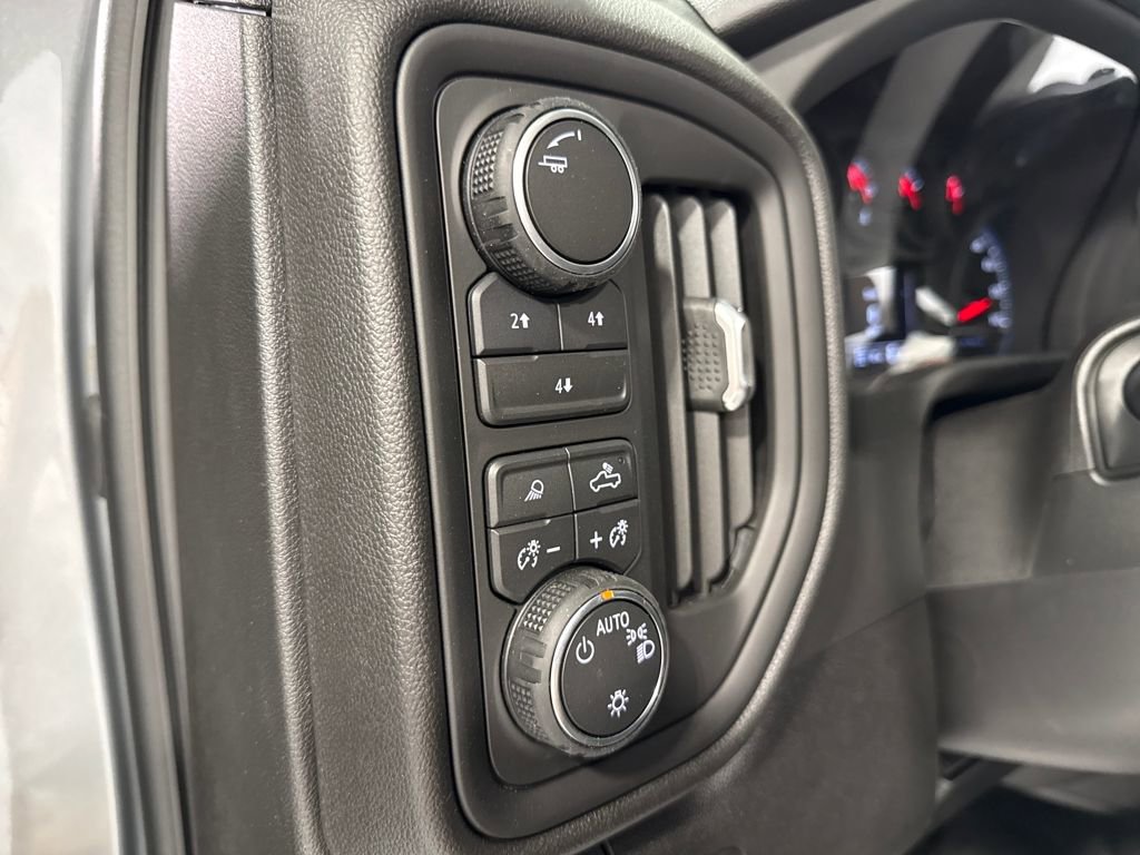 New 2026 Chevrolet Silverado 2500 Custom w/ Custom Value Package AWD/4WD image 10