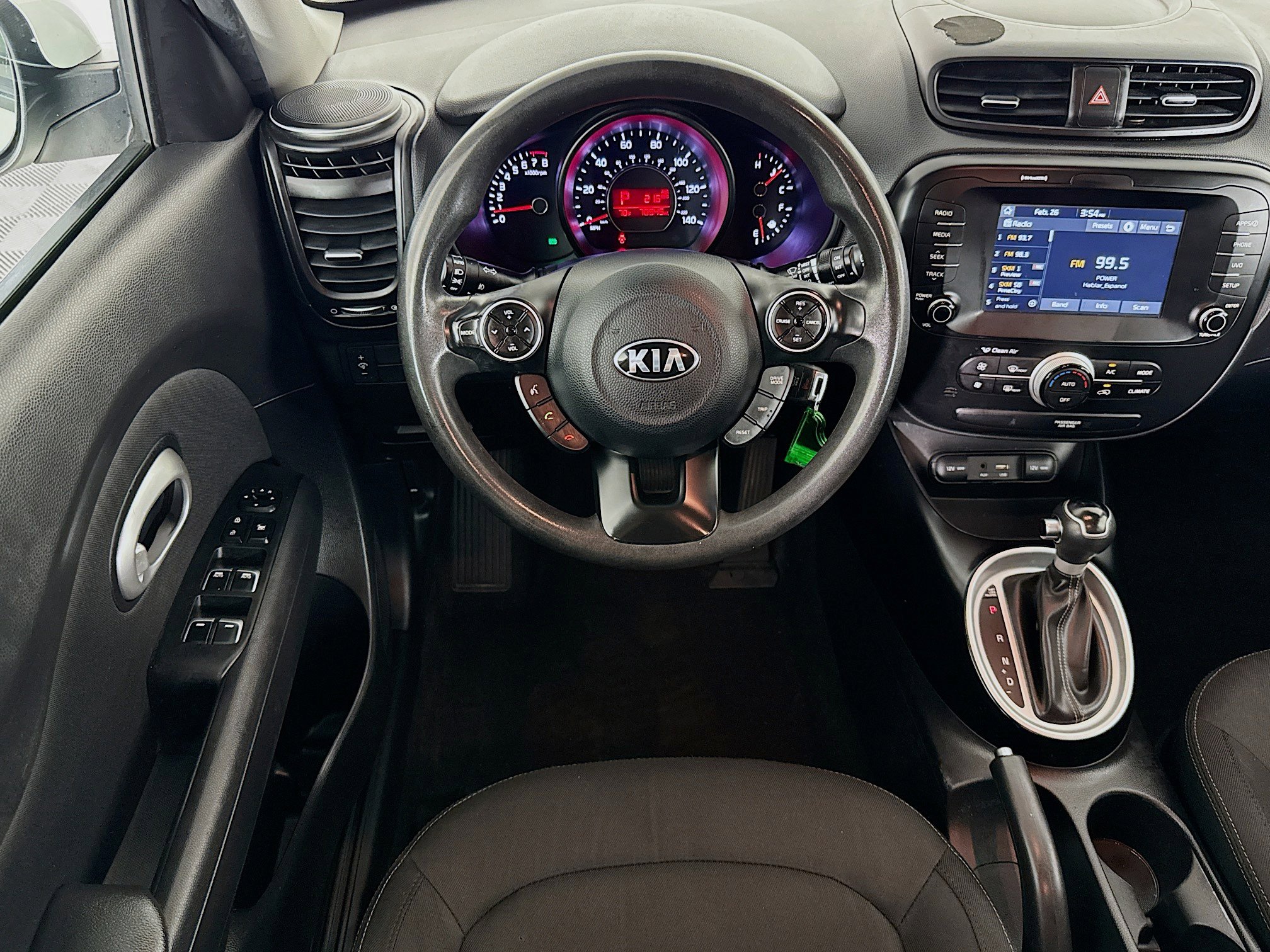 Used 2018 Kia Soul + FWD image 16