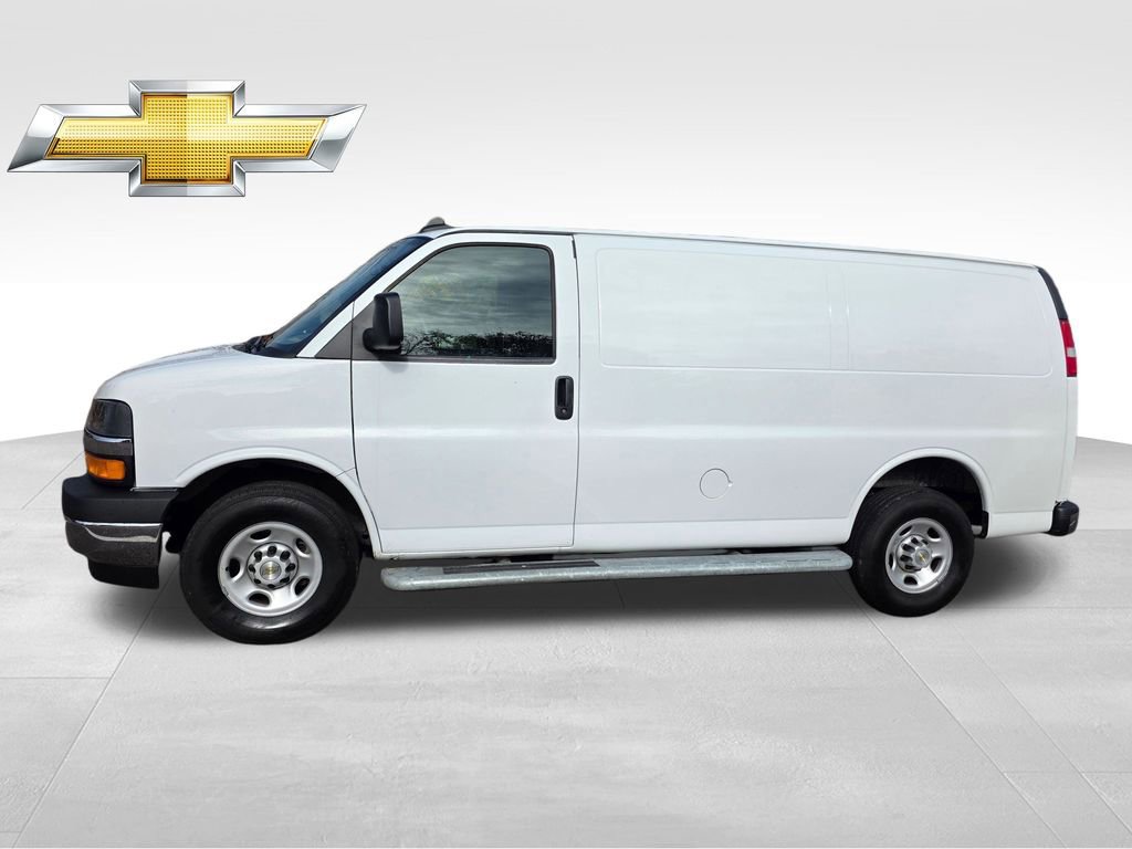 Certified 2024 Chevrolet Express 2500 w/ Driver Convenience Package image 4