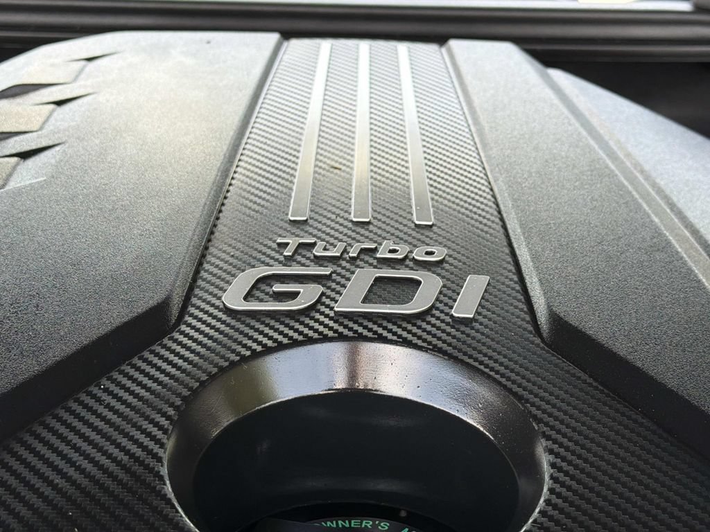 Used 2021 Genesis G70 2.0T w/ Elite Package RWD image 24