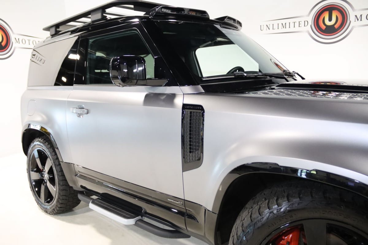 Used 2023 Land Rover Defender 90 X AWD/4WD image 8