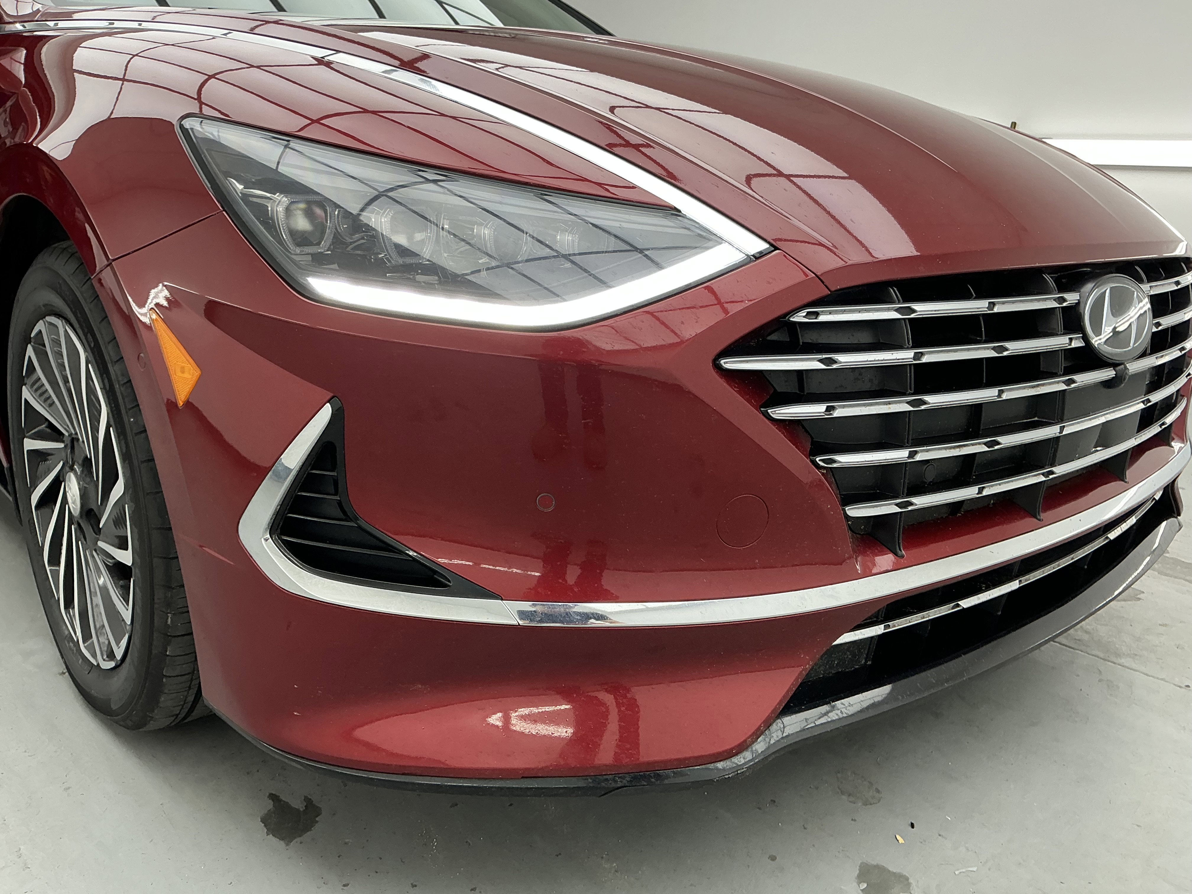 Used 2023 Hyundai Sonata Limited w/ Cargo Package image 27