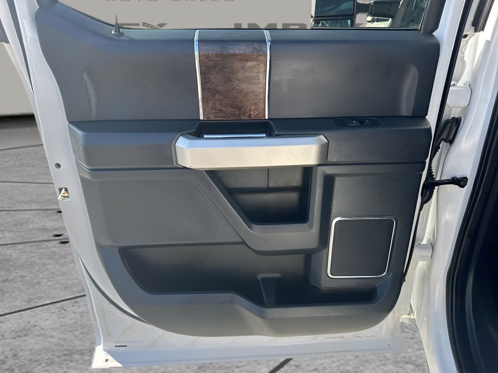 Used 2022 Ford F250 Lariat AWD/4WD image 24