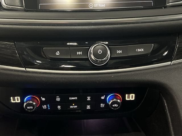 Certified 2019 Buick Enclave Avenir w/ Avenir Technology Package AWD/4WD image 18