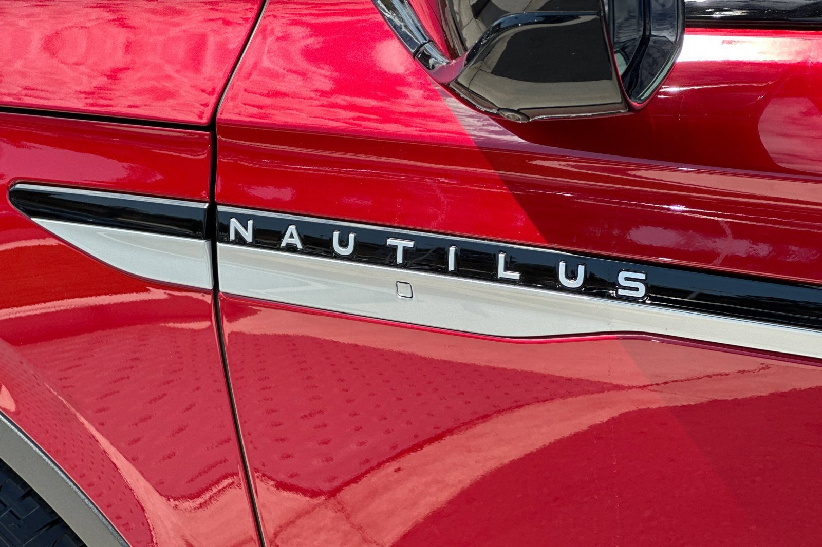 New 2026 Lincoln Nautilus Premier AWD/4WD image 26
