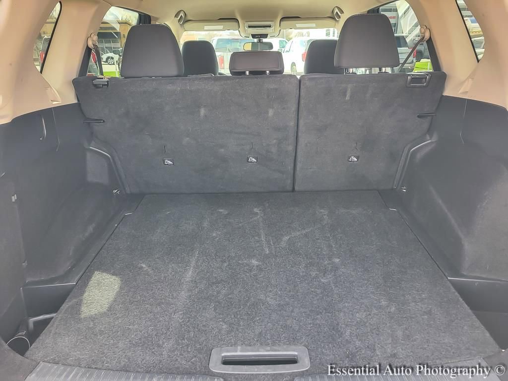 Used 2024 Nissan Rogue S image 20