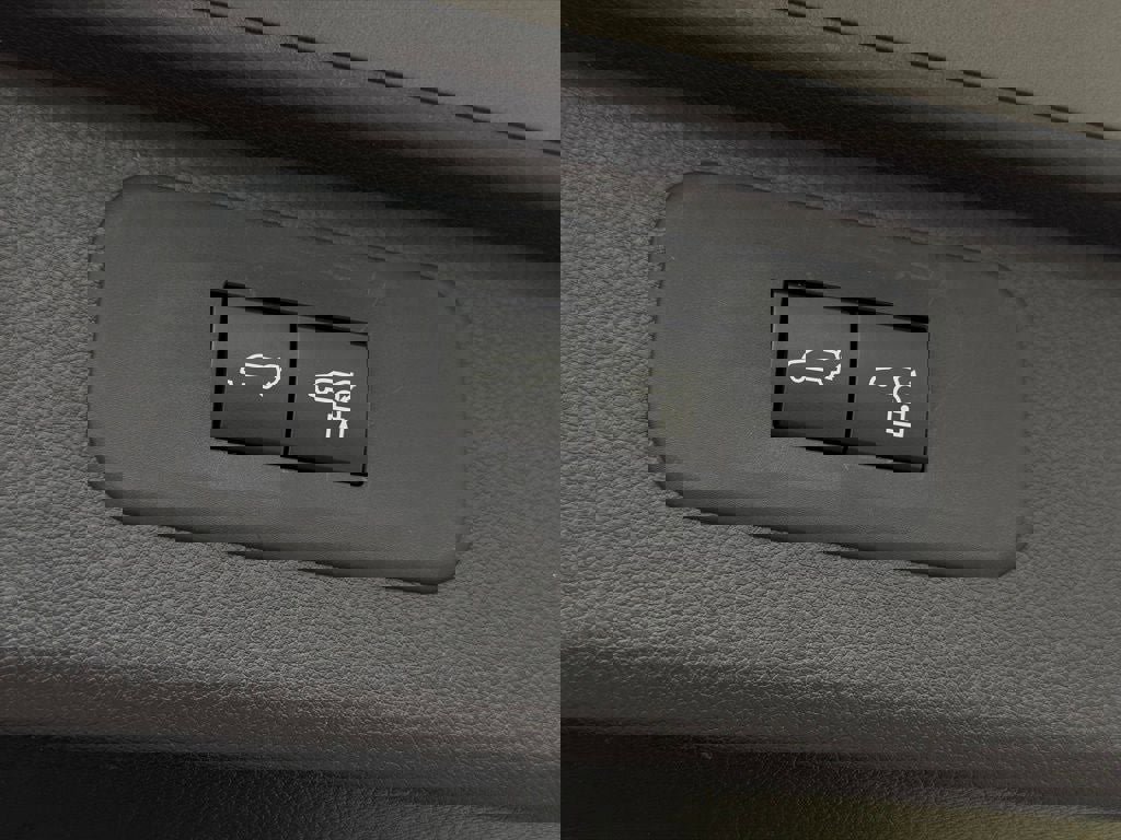 Used 2025 Toyota Grand Highlander Limited image 46