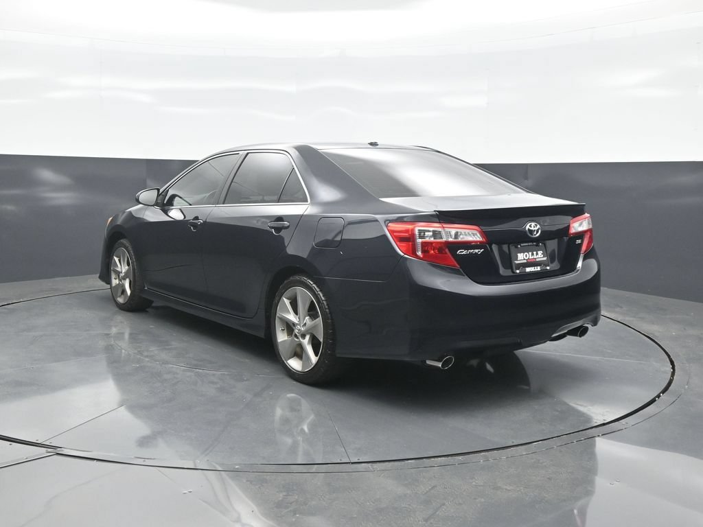 Used 2012 Toyota Camry SE FWD image 5