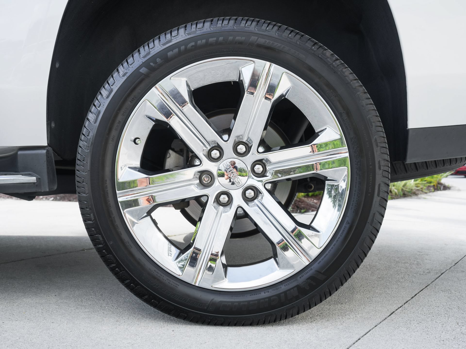 Used 2018 GMC Yukon SLT RWD image 14