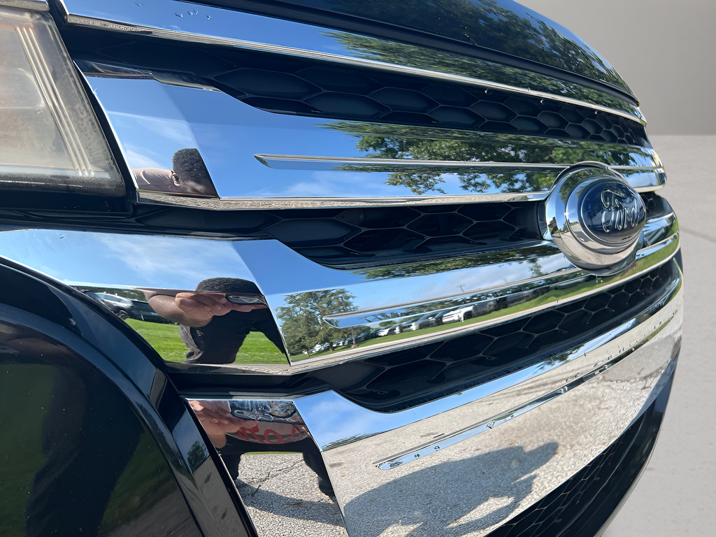 Used 2011 Ford Edge SEL w/ 202A Rapid Spec Order Code AWD/4WD image 31