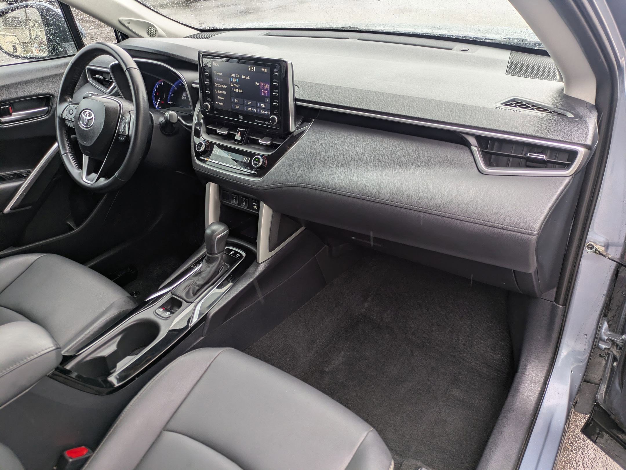 Used 2022 Toyota Corolla Cross XLE w/ Convenience Package AWD/4WD image 35