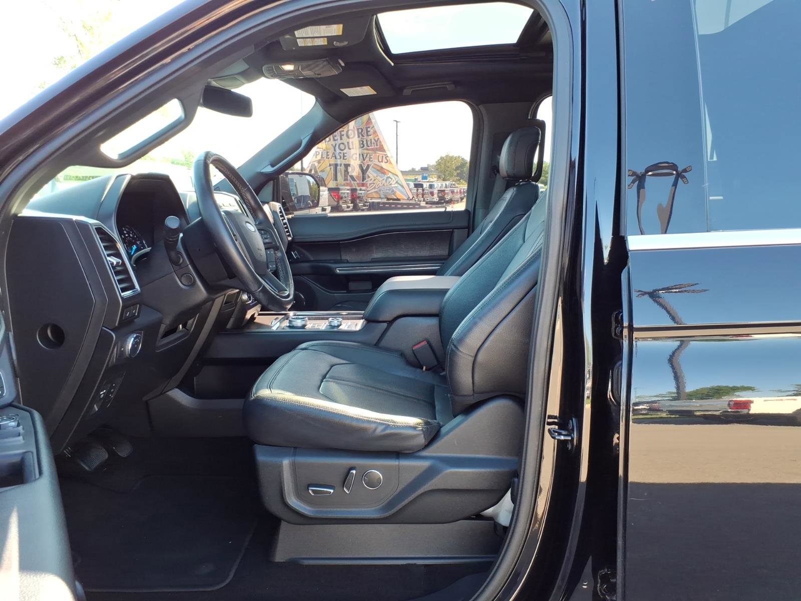 Certified 2019 Ford Expedition Limited w/ Equipment Group 301A AWD/4WD image 12