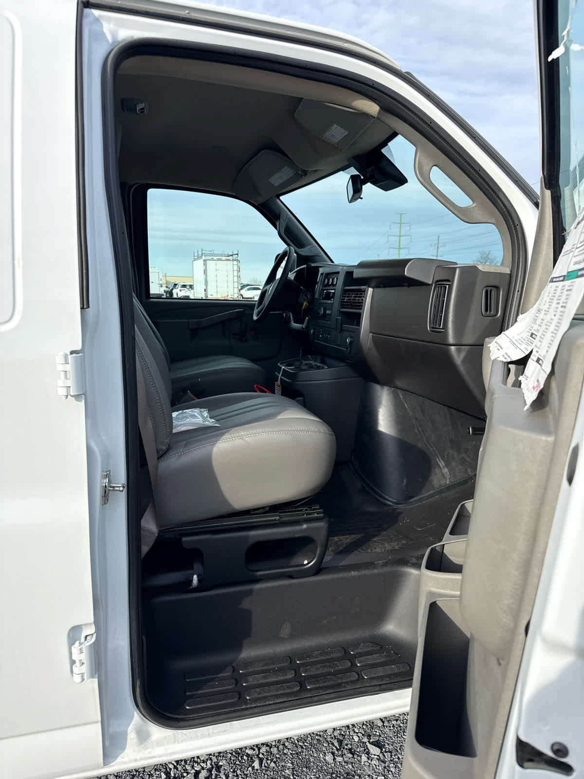 New 2025 GMC Savana 2500 w/ Driver Convenience Package RWD image 14