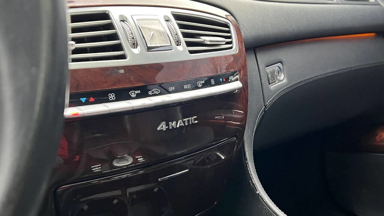 Used 2010 Mercedes-Benz CL 550 CL 550 4MATIC AWD 2dr Coupe image 24