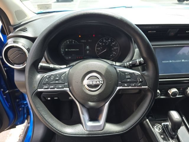Used 2024 Nissan Kicks SV FWD image 15