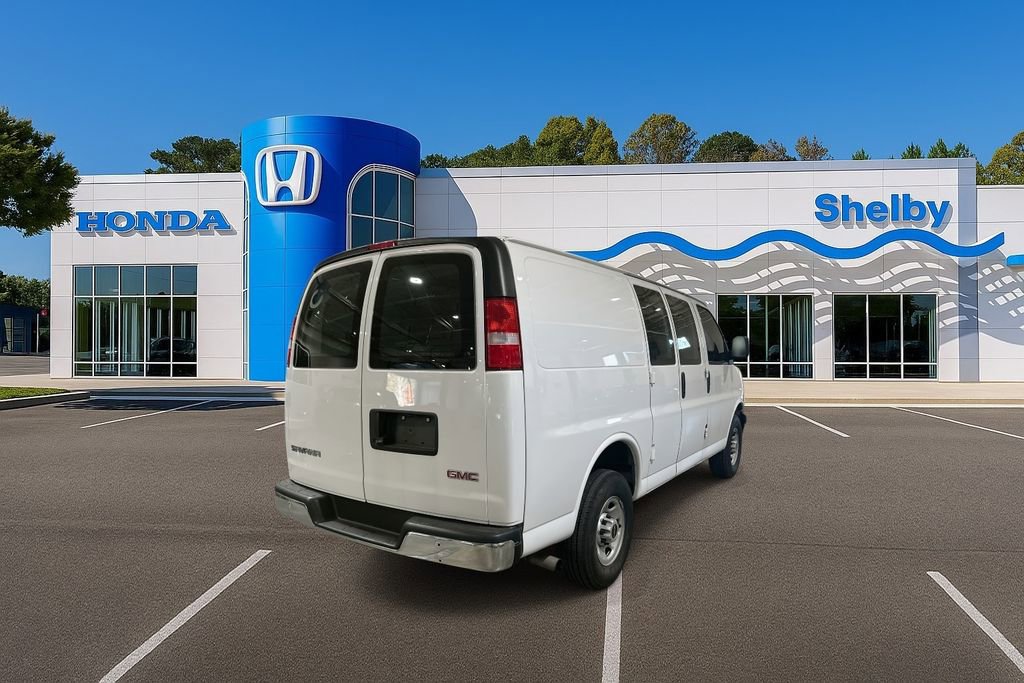 Used 2024 GMC Savana 2500 w/ Driver Convenience Package image 8