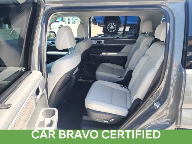Used 2024 Hyundai Santa Fe Calligraphy FWD image 20