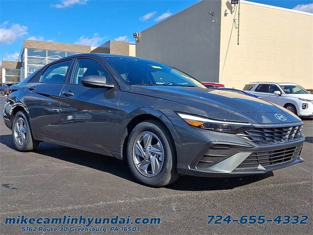 New 2026 Hyundai Elantra SE