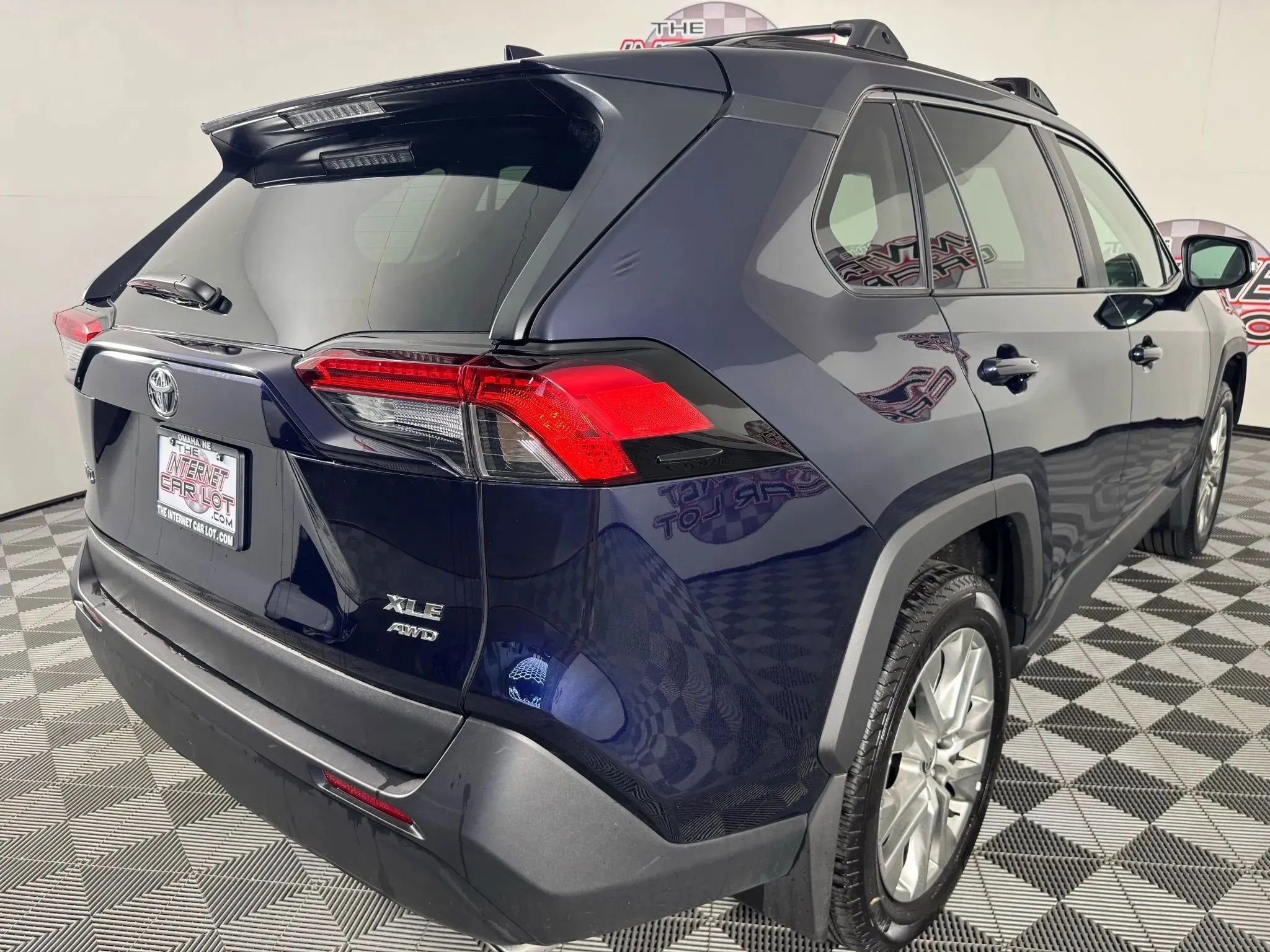 Used 2025 Toyota RAV4 XLE Premium w/ Weather Package AWD/4WD image 32