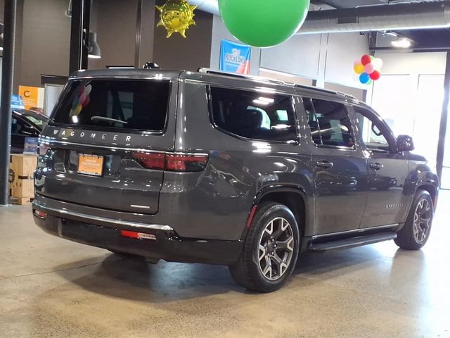 Certified 2024 Jeep Wagoneer L Series III w/ Flexible Seating Group AWD/4WD image 6